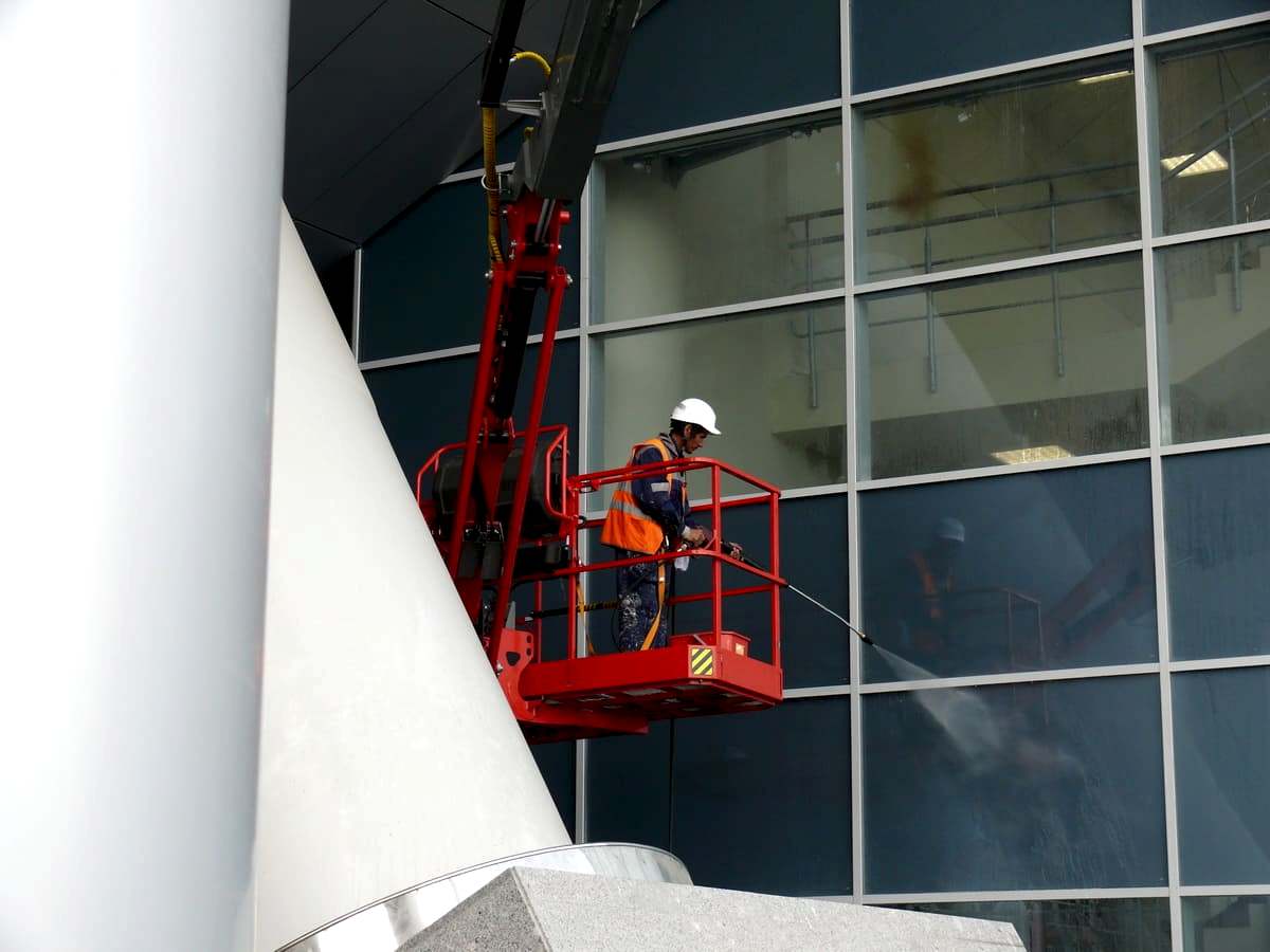 Мойка фасада-346