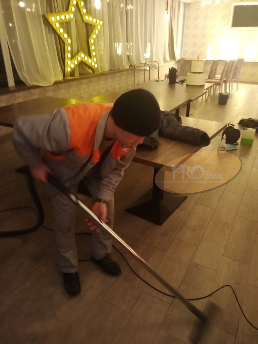 Мойка пола после ремонта