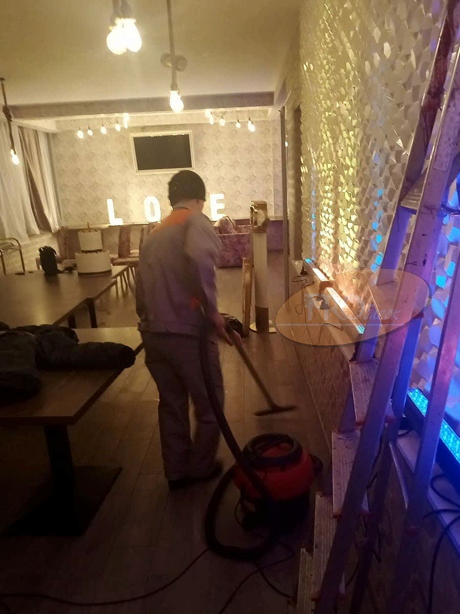 Мойка пола после ремонта