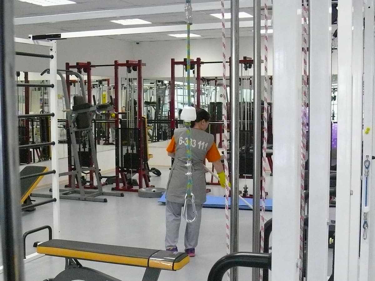 Уборка спортзала-01