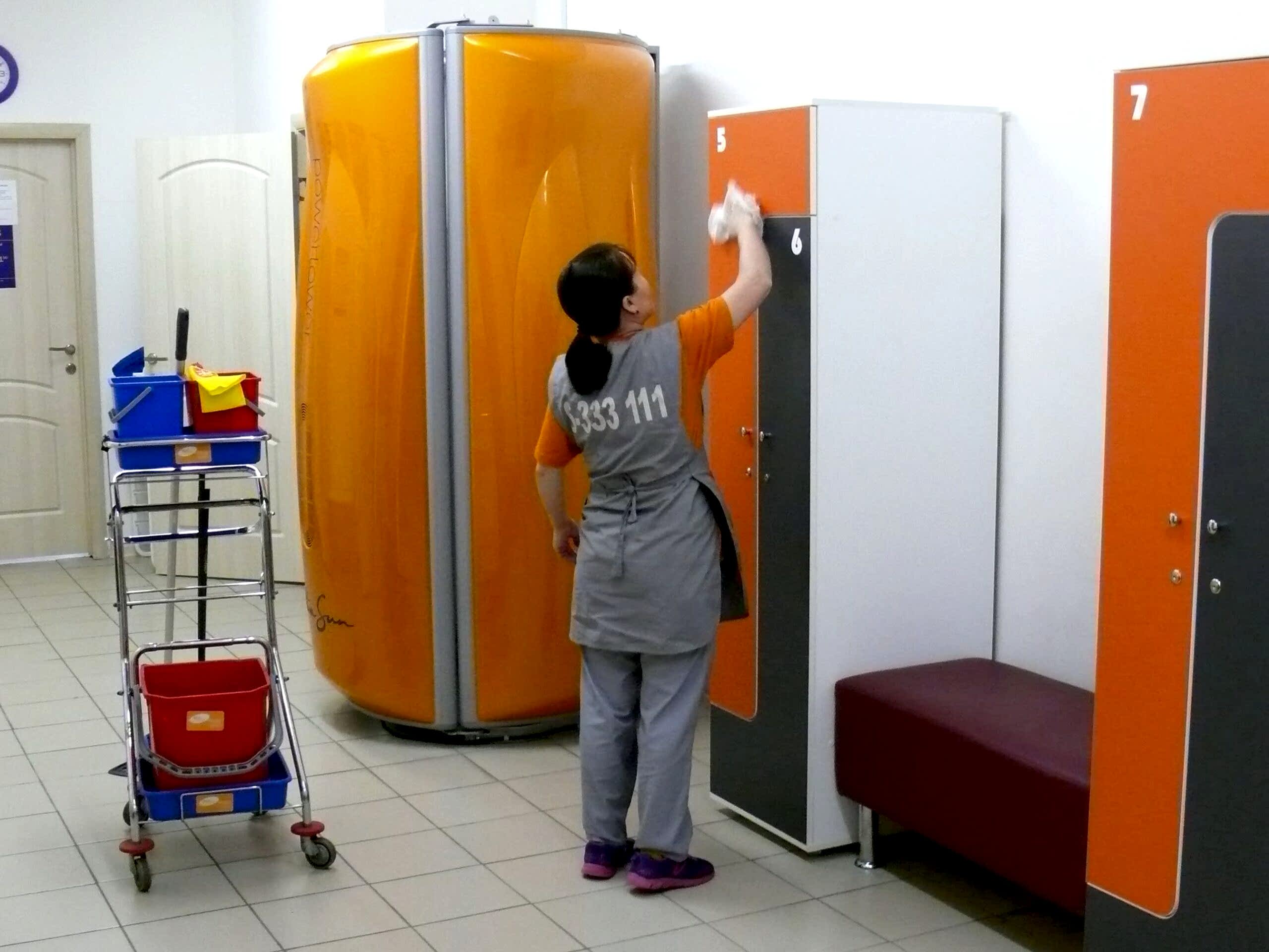 Уборка спортивных сооружений-09 Уборка спортивных сооружений-09