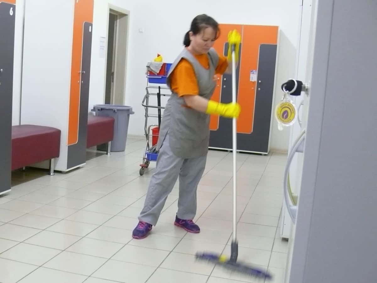 Уборка спортивных сооружений-51 Уборка спортивных сооружений-51