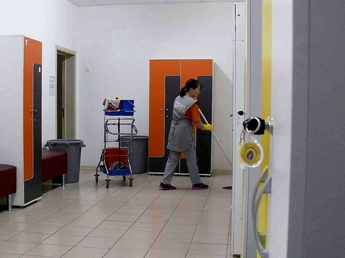 Уборка спортивных сооружений-59 Уборка спортивных сооружений-59