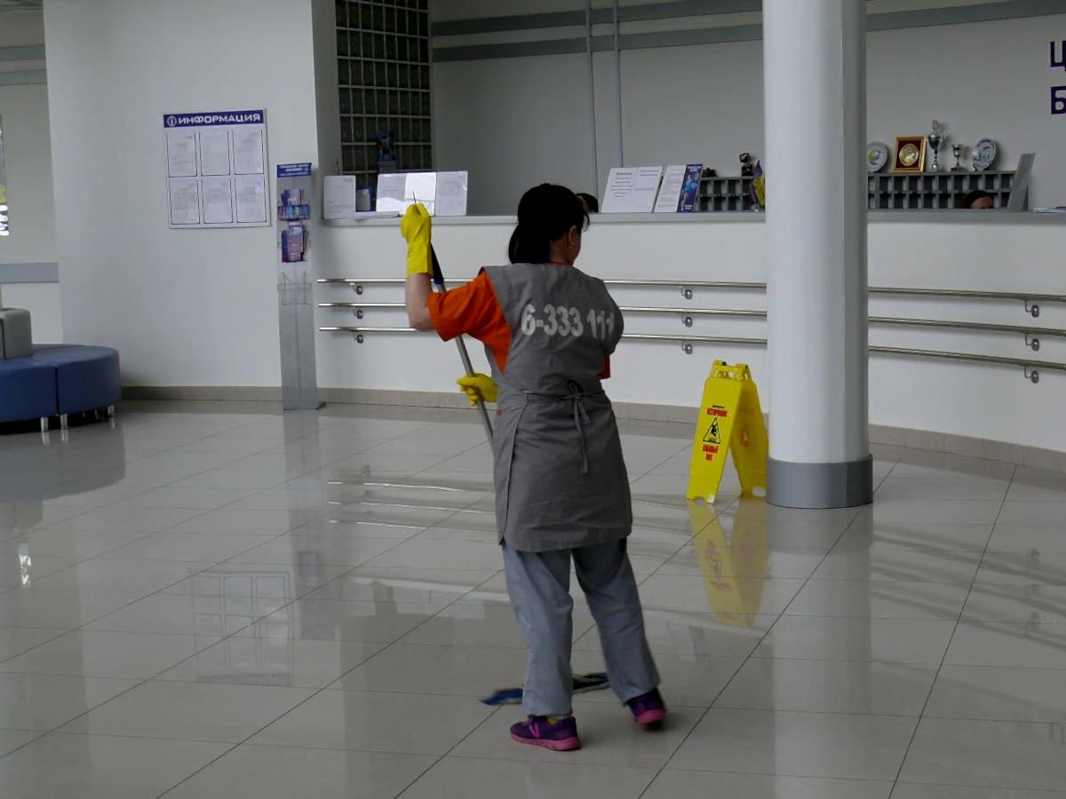 Уборка спортивных сооружений-75