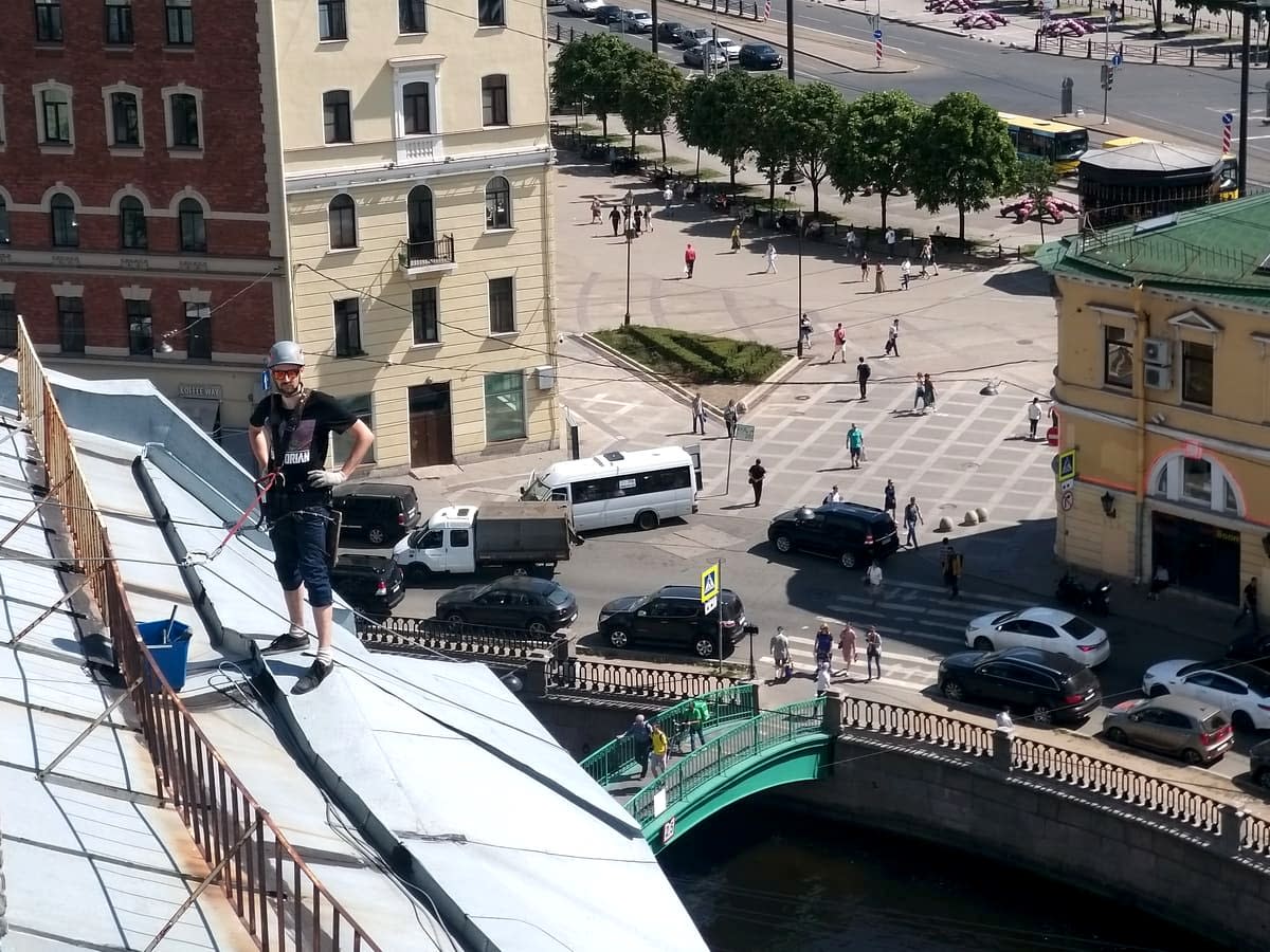 Мойка окон альпинистами-833 Мойка окон альпинистами-833