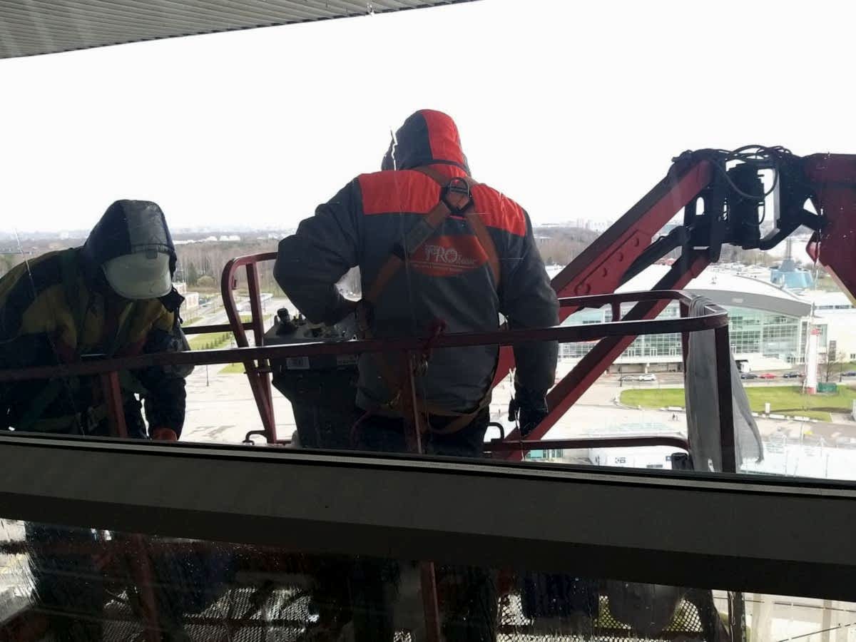 Мойка окон альпинистами-949 Мойка окон альпинистами-949