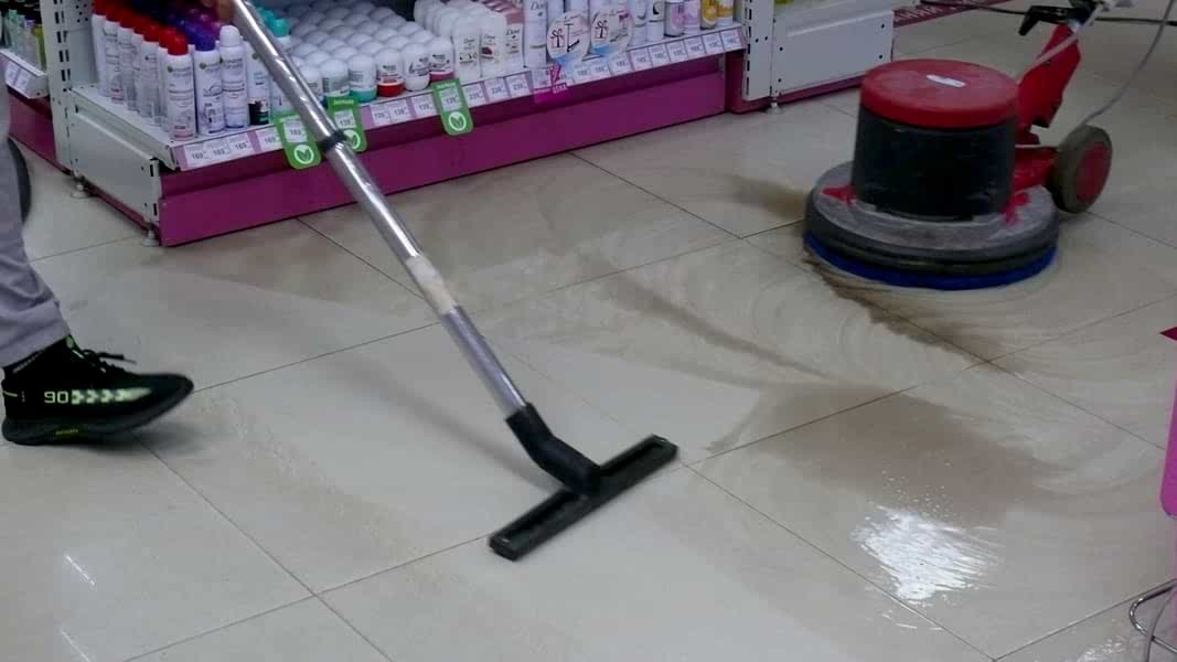 Глубокая размывка пола Глубокая размывка пола